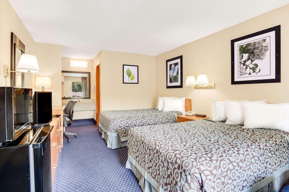 Americas Best Value Inn Aiken photo 5