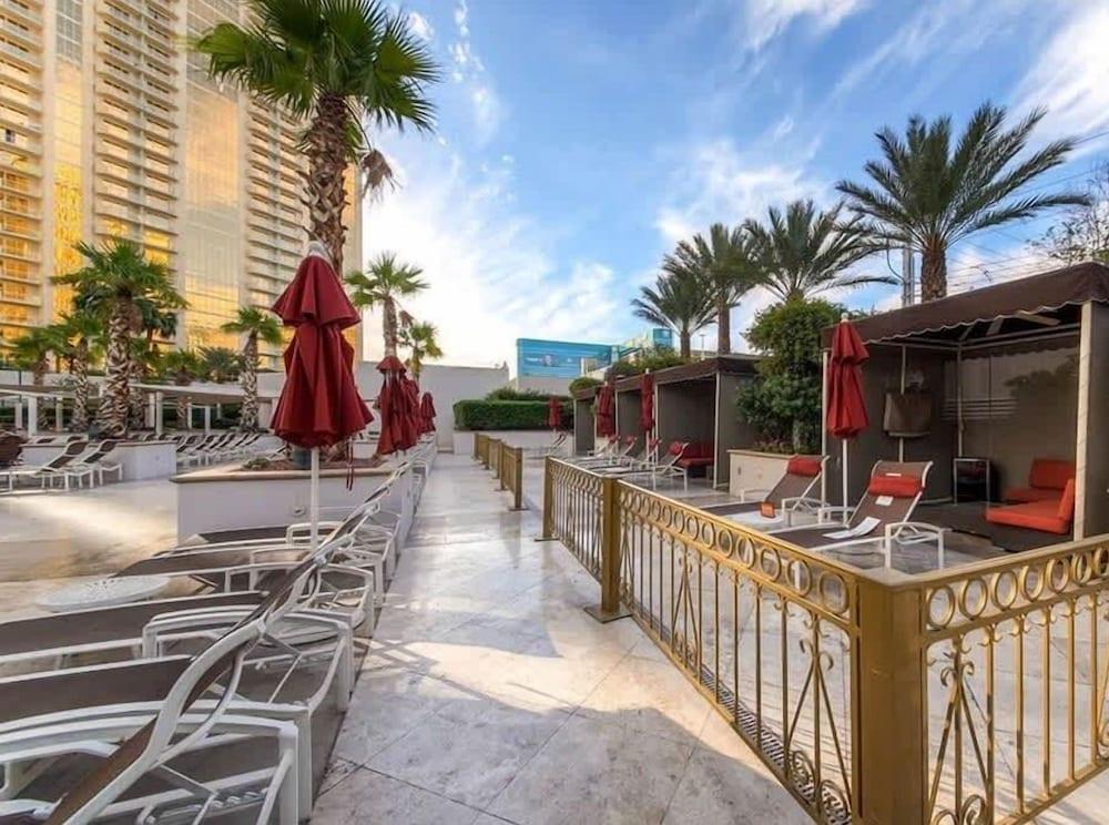 Signature MGM photo 54