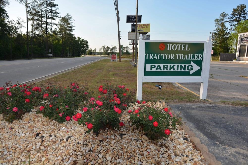 Jameson Inn - Hazlehurst photo 43