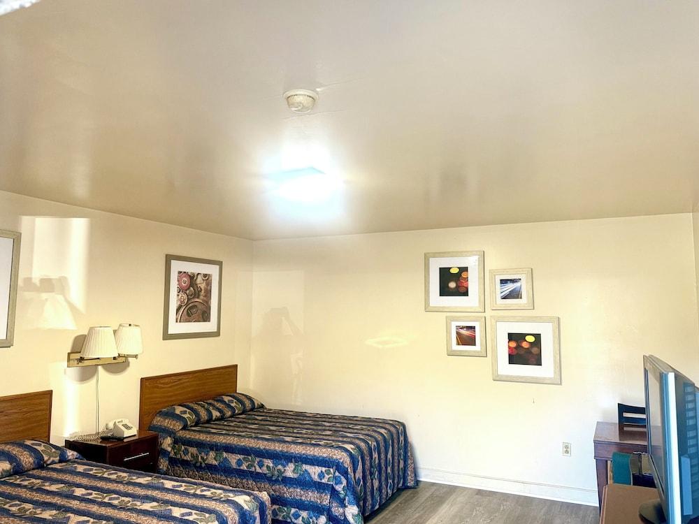 Shady Grove Motel photo 7
