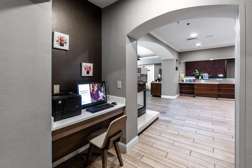 Residence Inn Marriott Easton photo 55