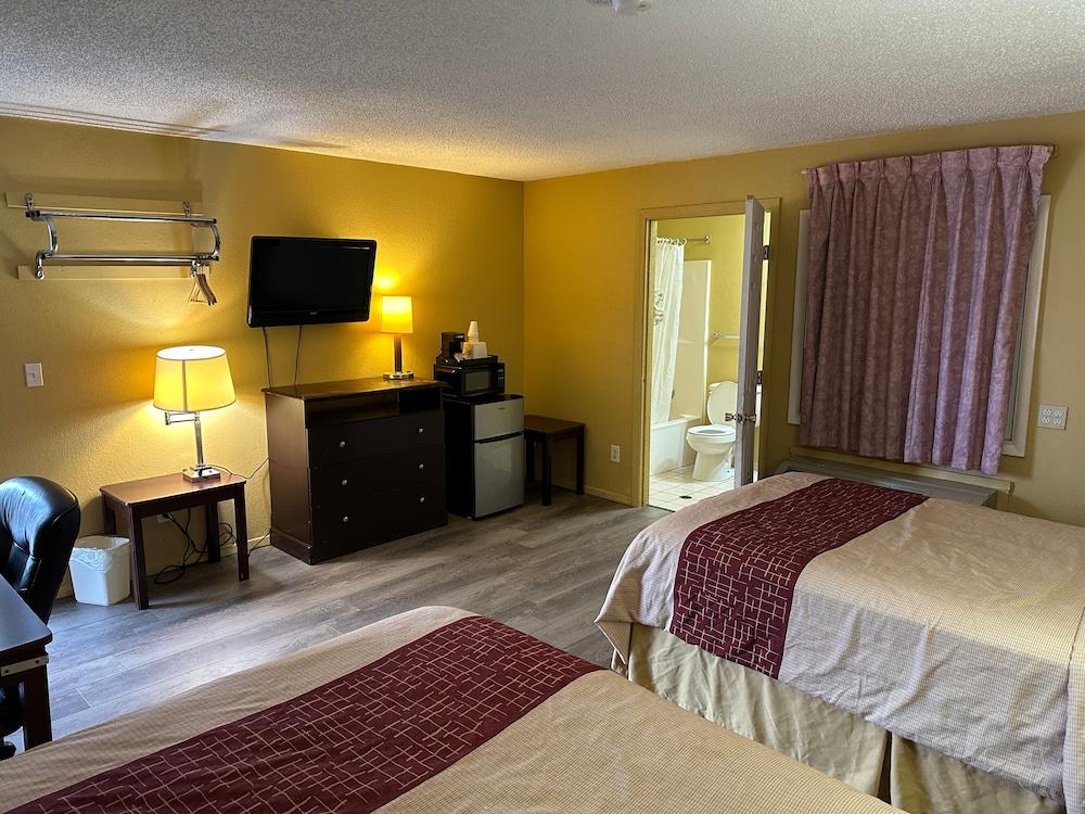 Wye Motel photo 5