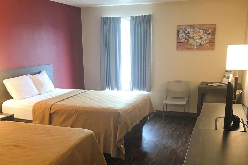 Econo Lodge Mifflintown photo 17