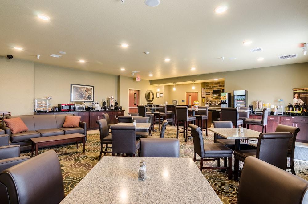 Cobblestone Inn & Suites - Vinton photo 56