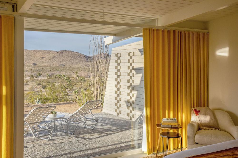 The Bungalows by Homestead Modern at The Joshua Tree Retreat Center photo 9