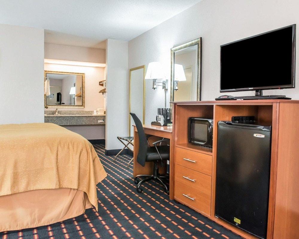 Quality Inn Marianna South photo 23
