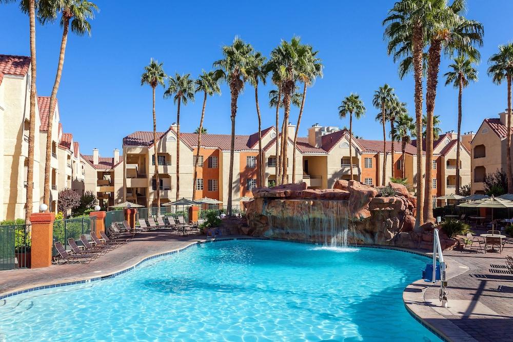 Holiday Inn Club Vacations at Desert Club Resort by IHG photo 47