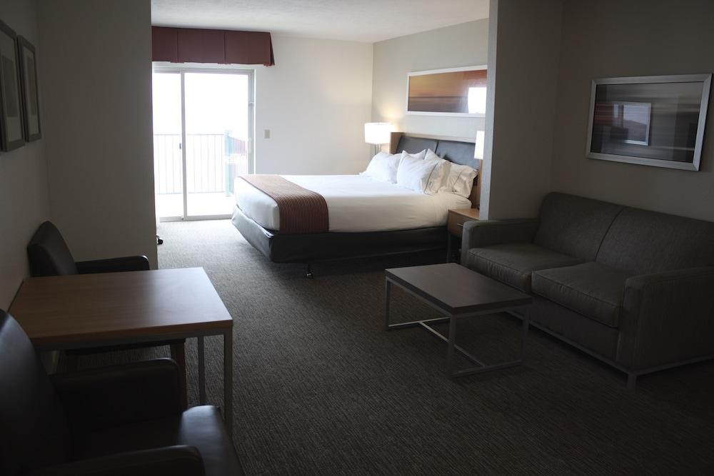 Holiday Inn Express Munising-Lakeview by IHG photo 14