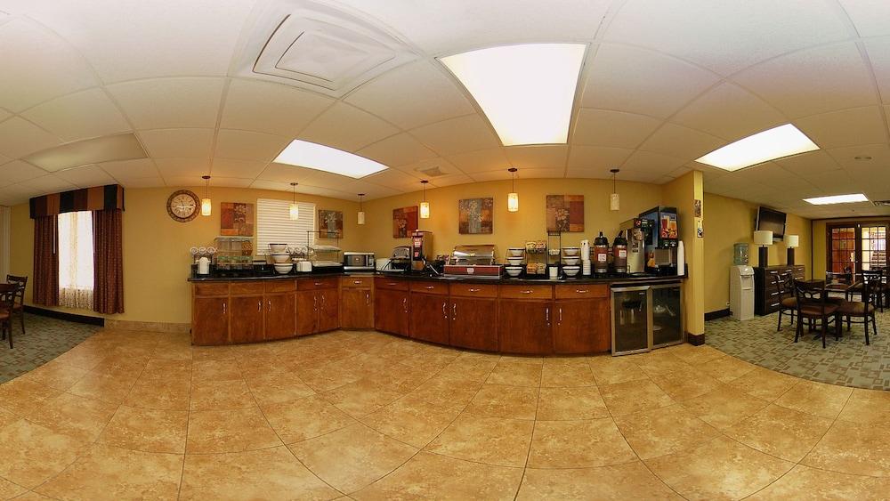Quality Inn & Suites Lafayette photo 10