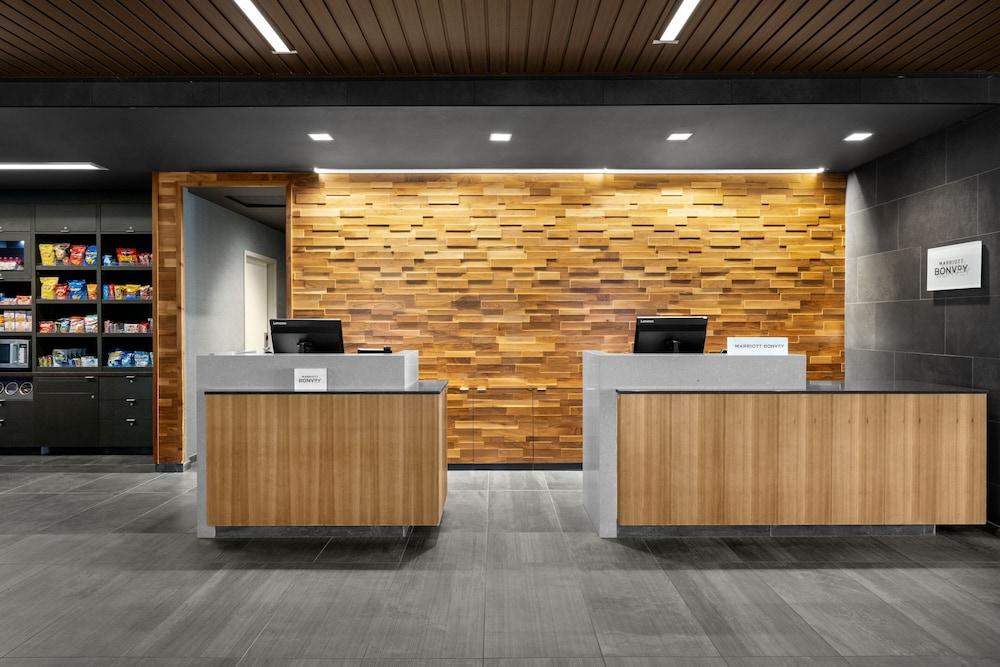Courtyard by Marriott Omaha East/Council Bluffs, IA photo 7