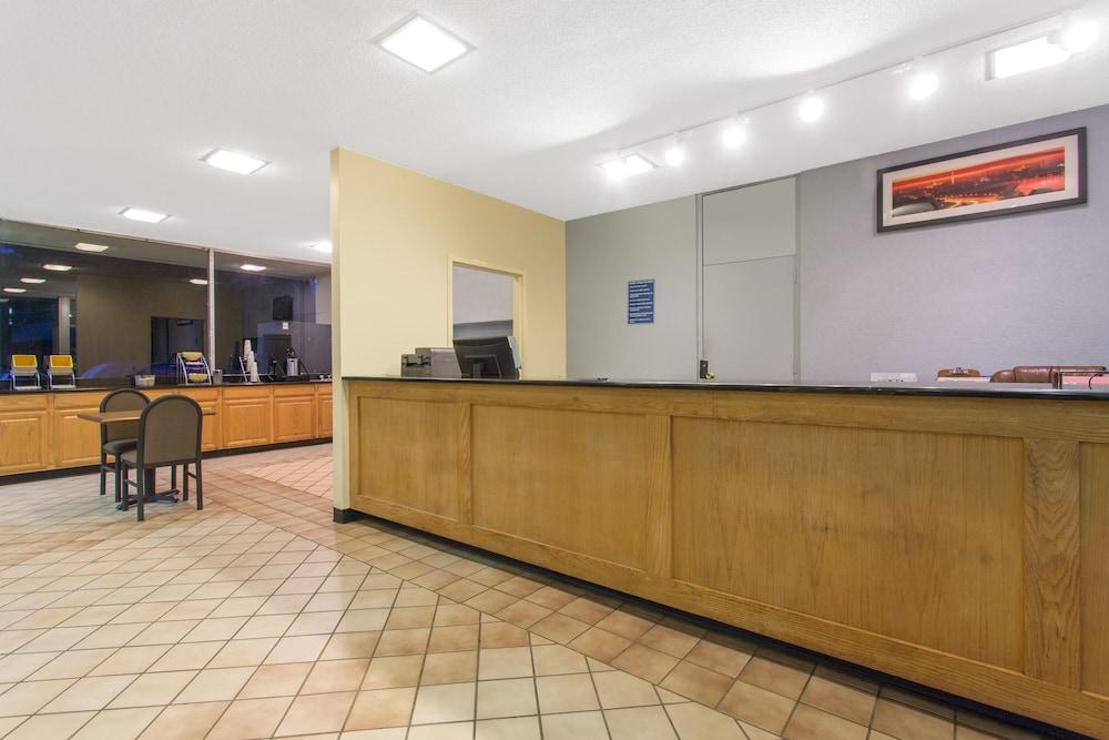 Garden Inn photo 11