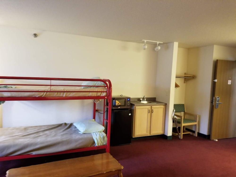 Bilmar Inn & Suites by Hotel O Hwy 77 photo 53