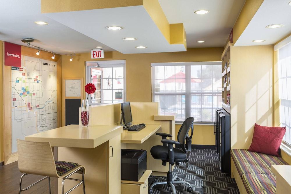 TownePlace Suites By Marriott Phoenix North photo 21