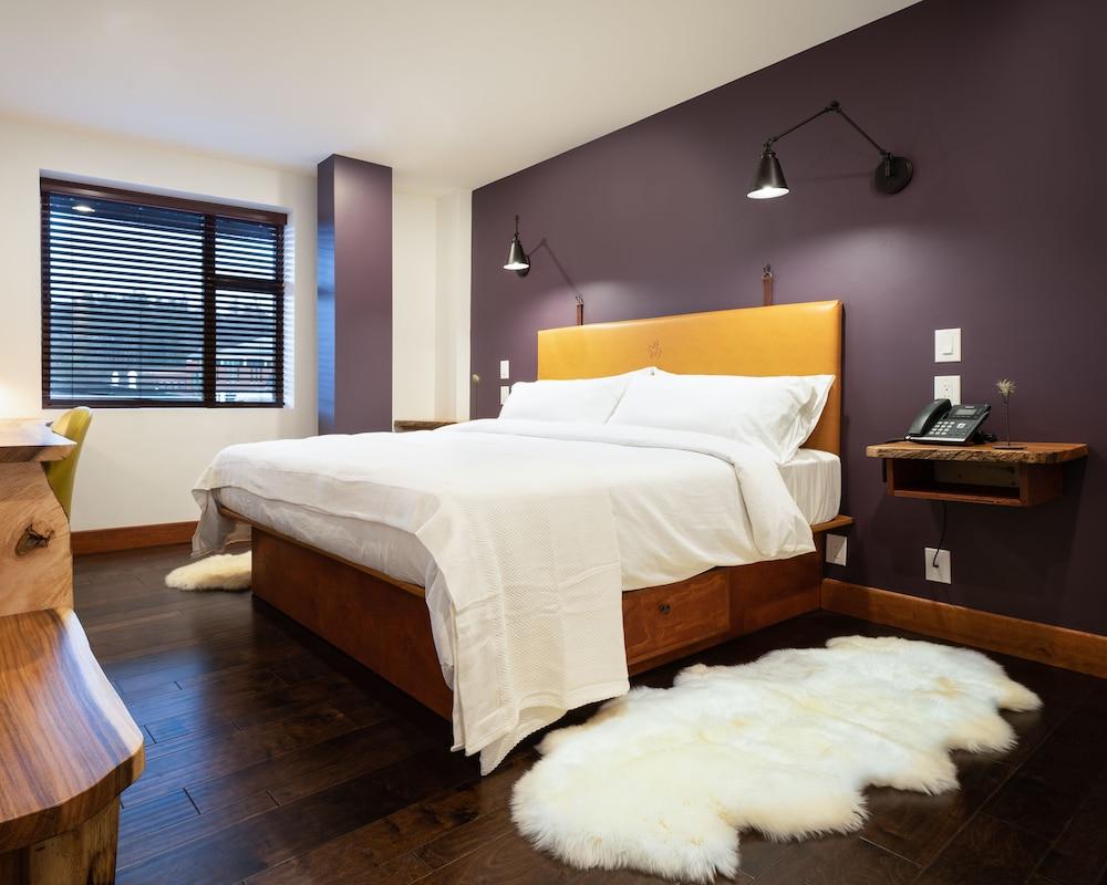 The Horton Hotel and Rooftop Lounge photo 14