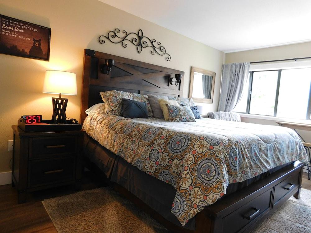 Laurel Inn Condominium photo 27