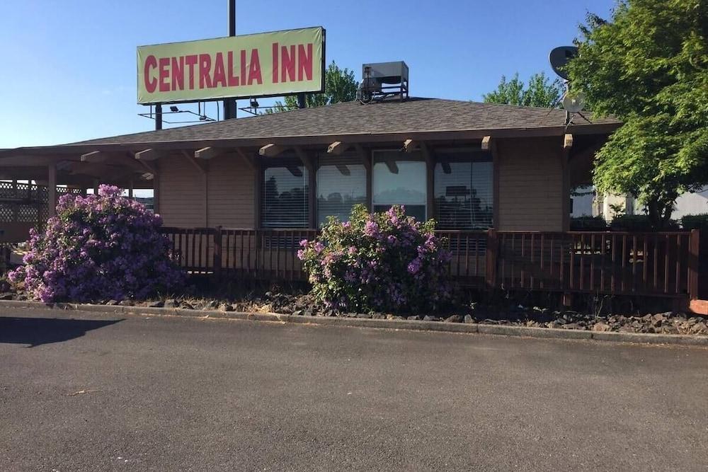 Centralia Inn photo 13