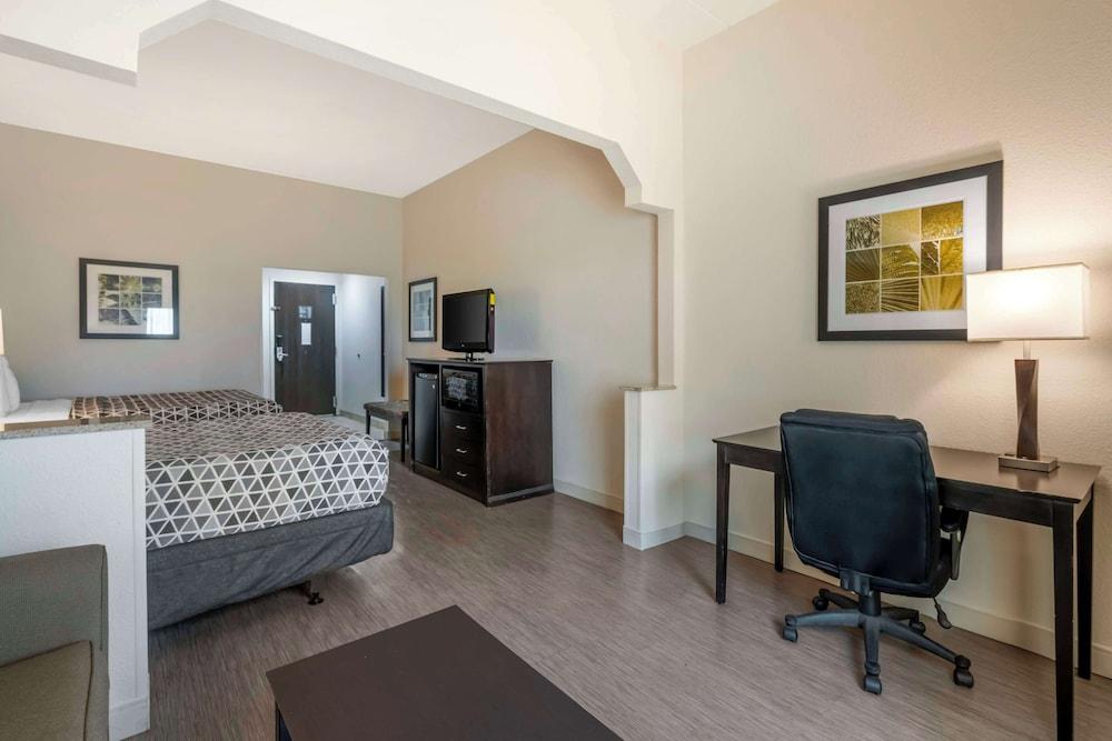 Best Western Suites photo 15