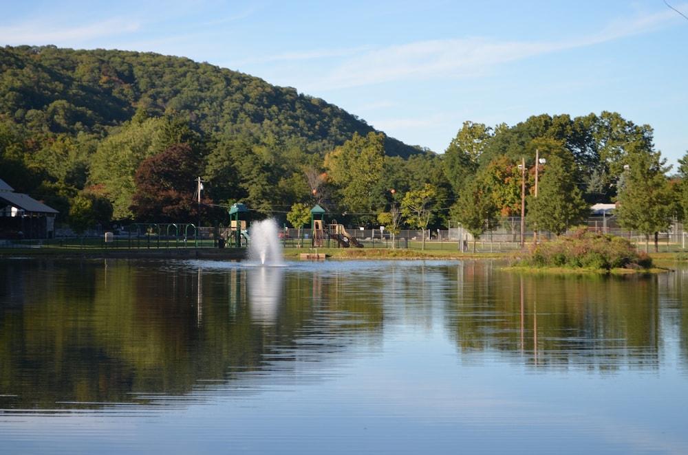 Holiday Inn Express West Point by IHG photo 48