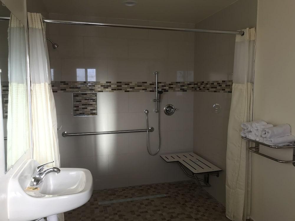 El Rancho Dolores Motel at Joshua Tree National Park photo 18