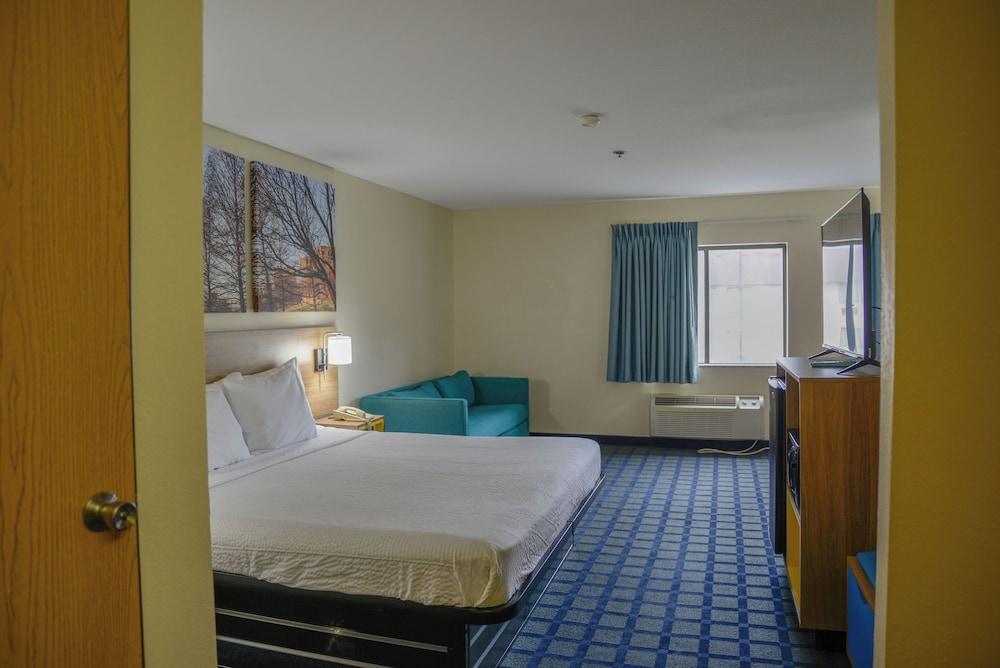 Days Inn by Wyndham Mount Vernon photo 10