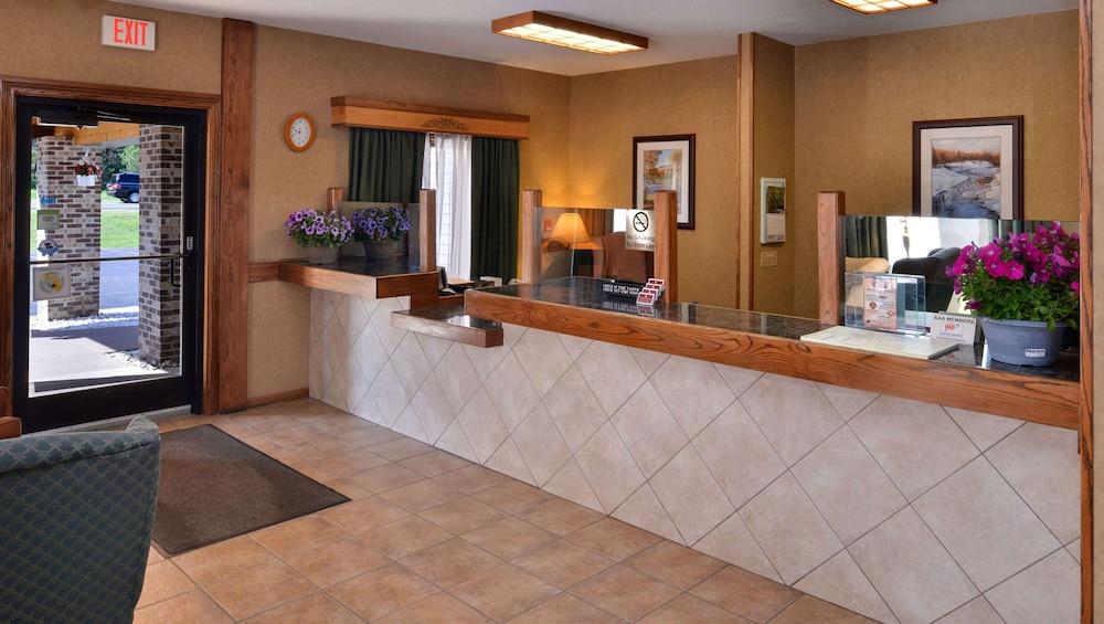 Magnuson Hotel Country Inn photo 7