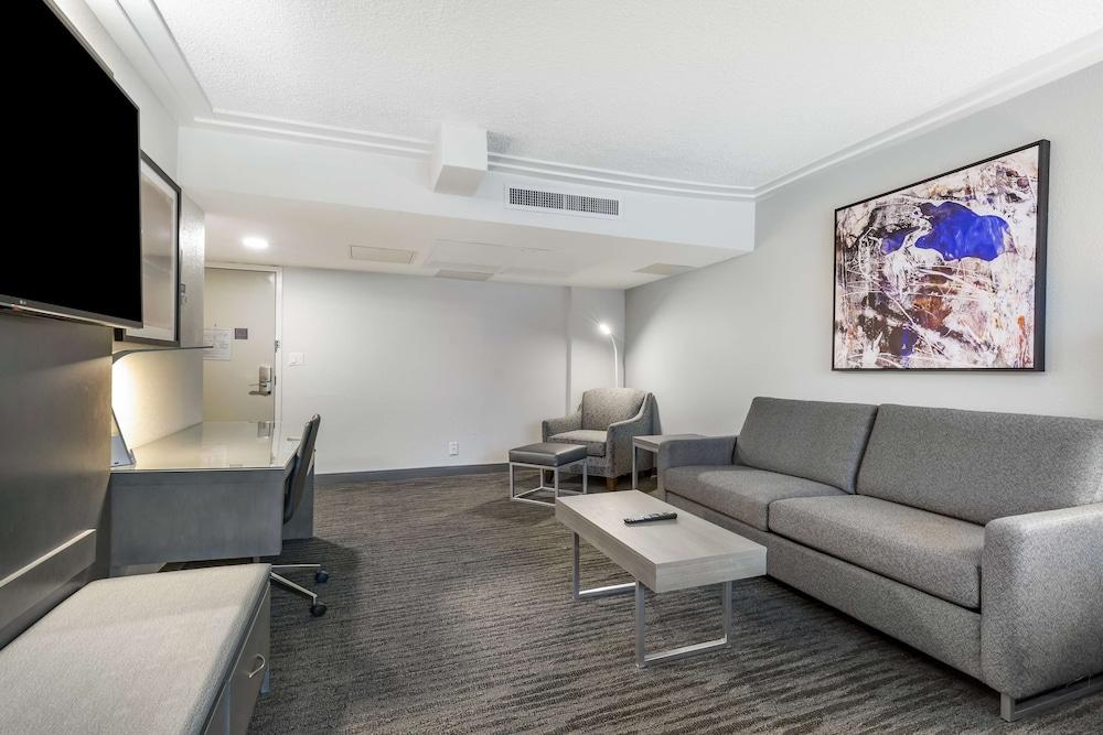 Best Western Premier Rockville Hotel & Suites photo 10