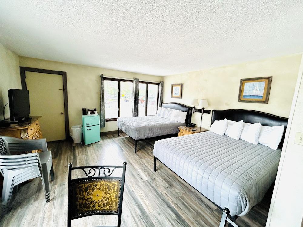 Silver Sands Hotel & Resort photo 28