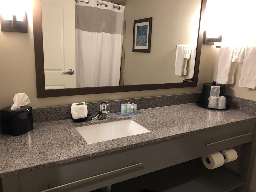 GrandStay Hotel and Suites photo 33