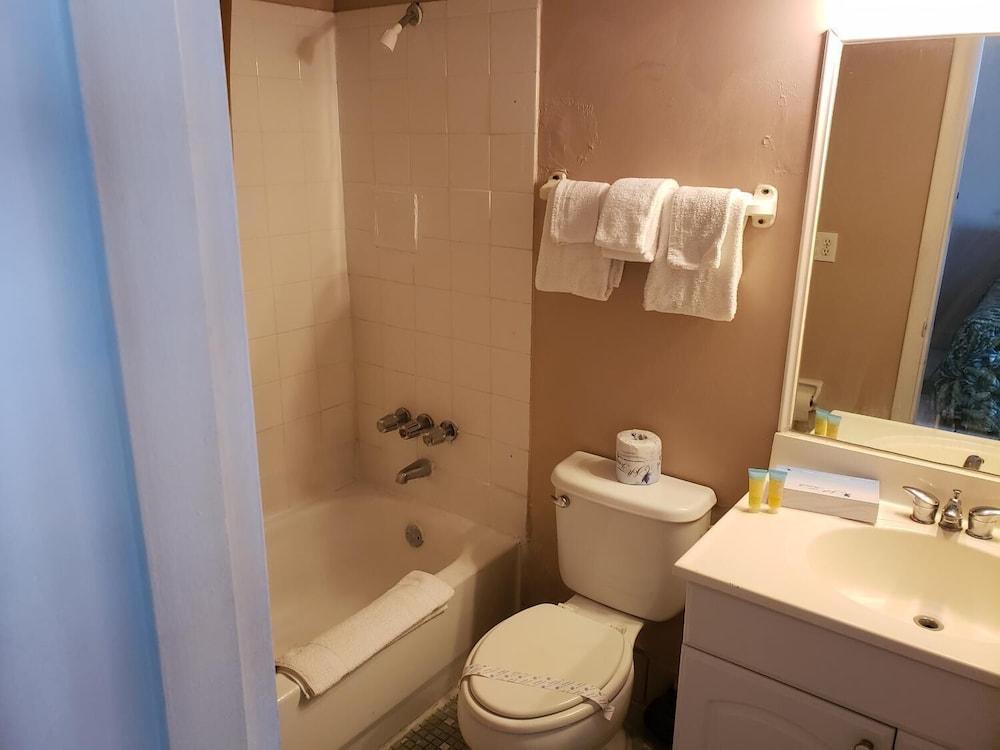 The Seascape Inn photo 21