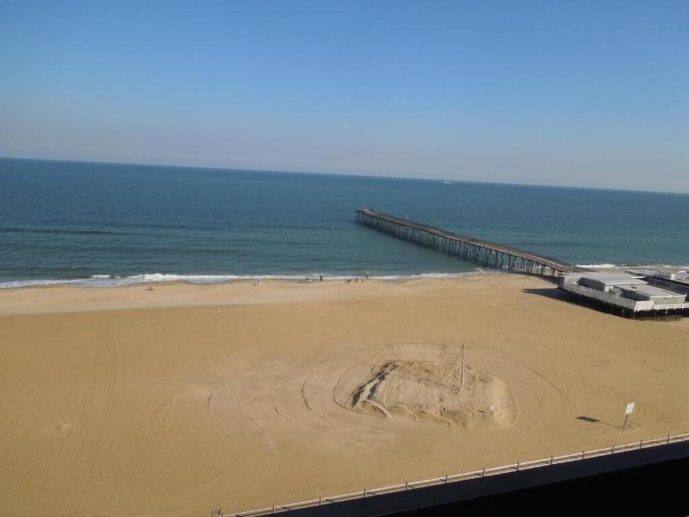 Breakers Resort Inn photo 8