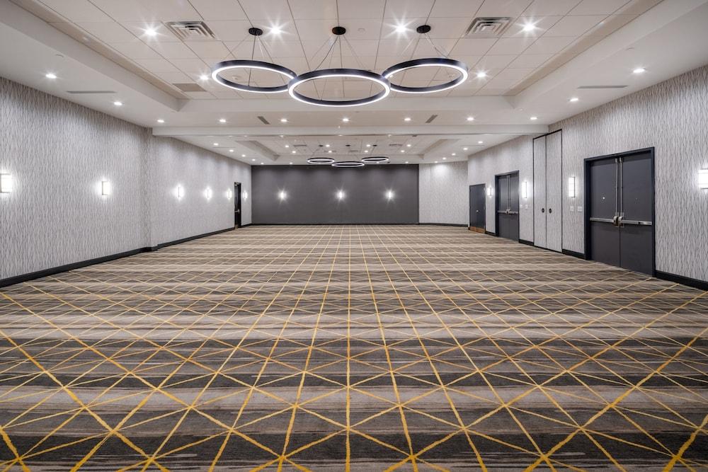 Holiday Inn Long Island-Islip Arpt East by IHG photo 28