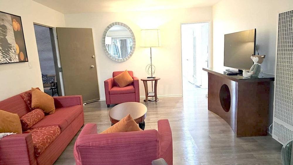 Executive Suites near Santa Monica photo 14
