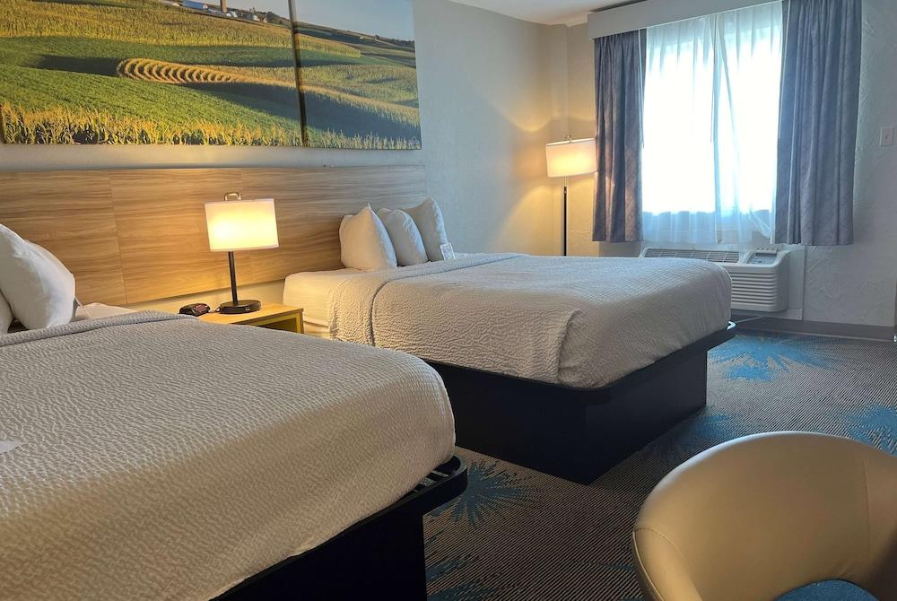 Days Inn by Wyndham Hays photo 19