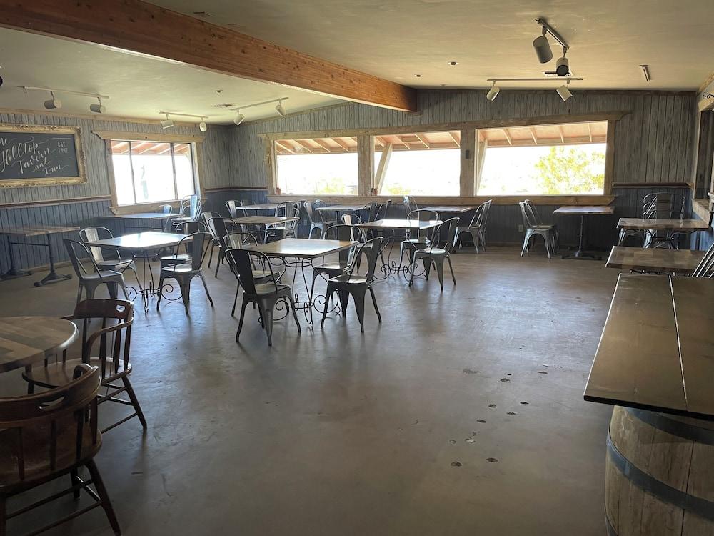 Hilltop Tavern and Inn photo 28