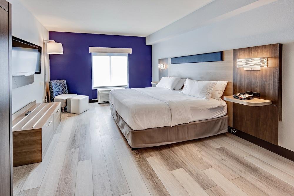 Holiday Inn Express Hotel & Suites Columbus Univ Area - Osu by IHG photo 11