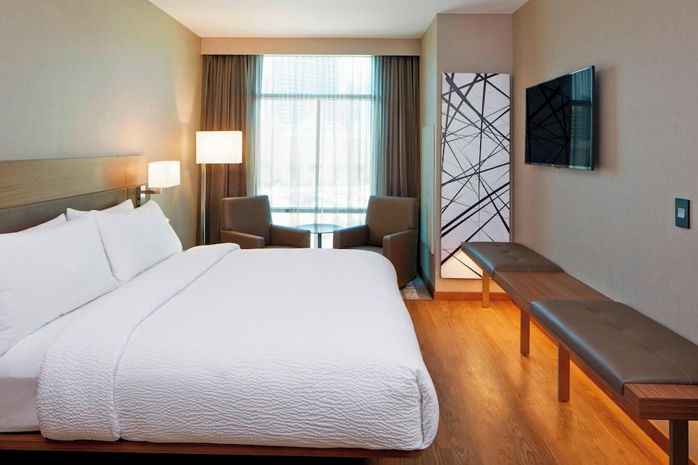 AC Hotel Atlanta Buckhead at Phipps Plaza photo 17
