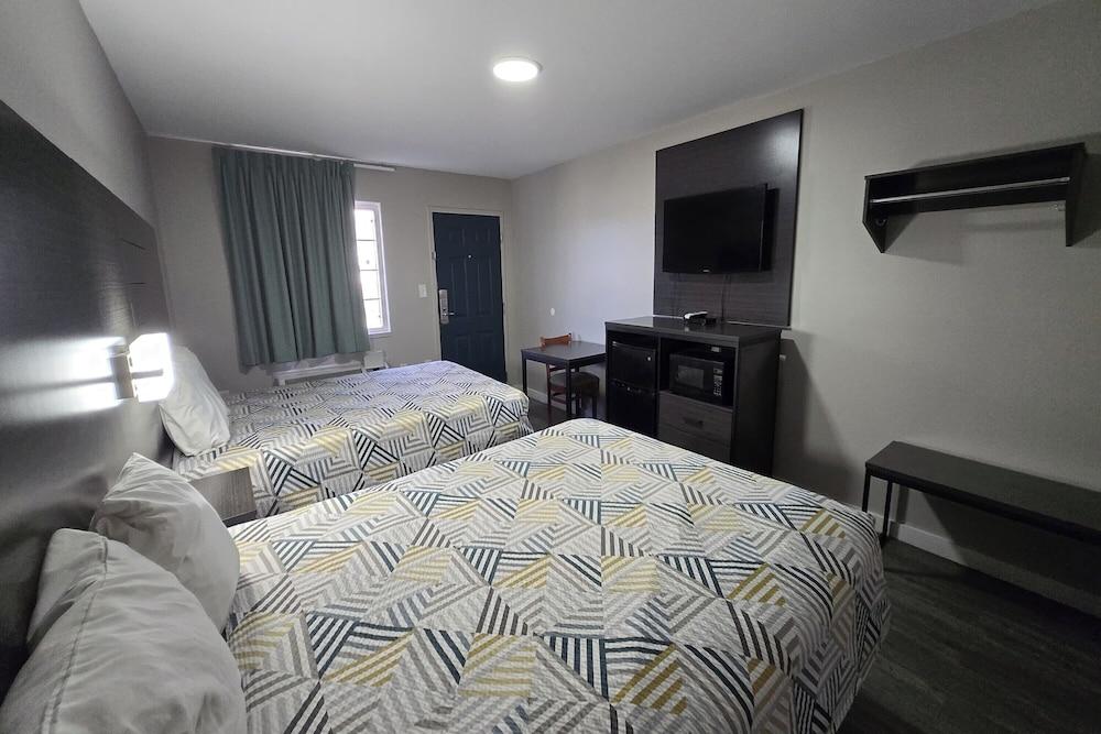 Deerfield Inn McComb I-55 photo 14