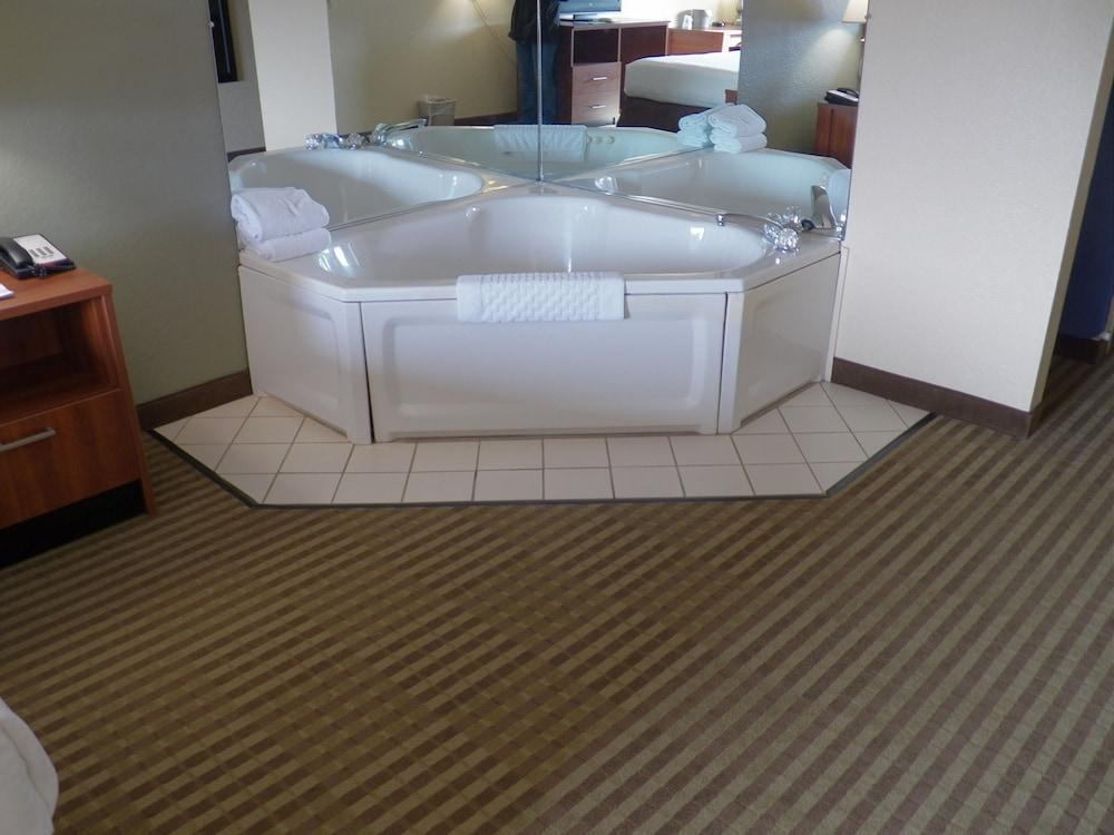 Best Western Of Wise photo 4