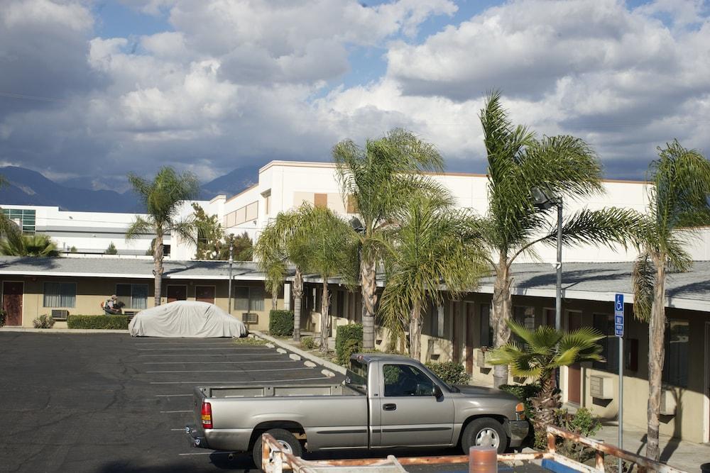 Sands Motel photo 4