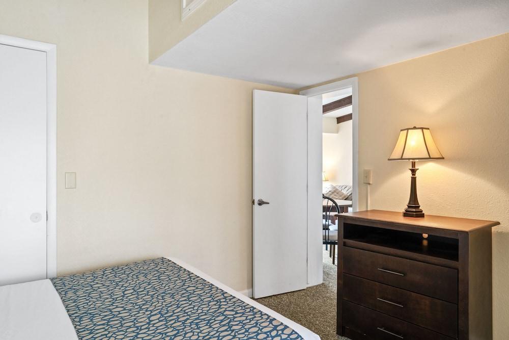 Table Rock Resorts at Kimberling photo 73