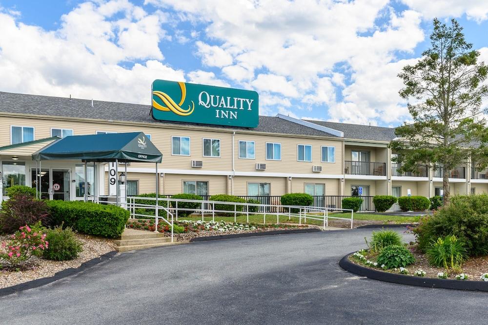 Quality Inn Bourne - Cape Cod photo 32