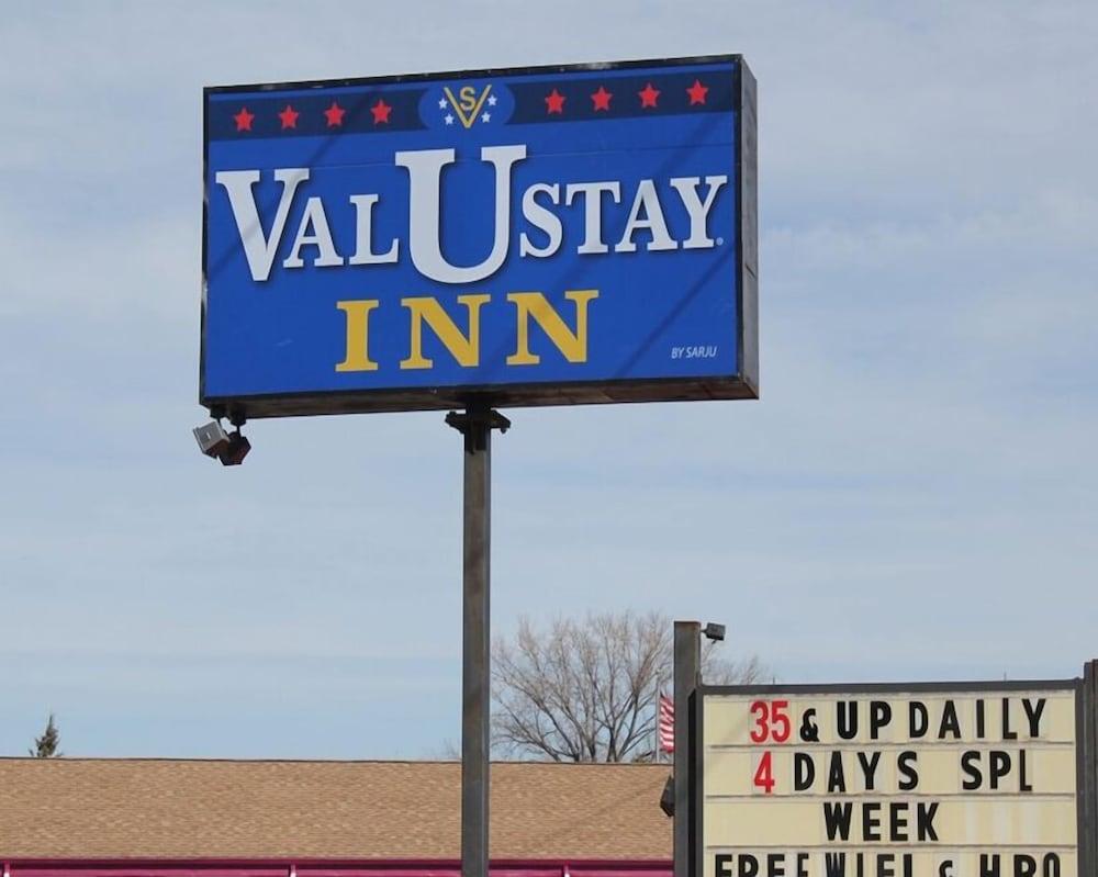 Valu Stay Inn photo 27