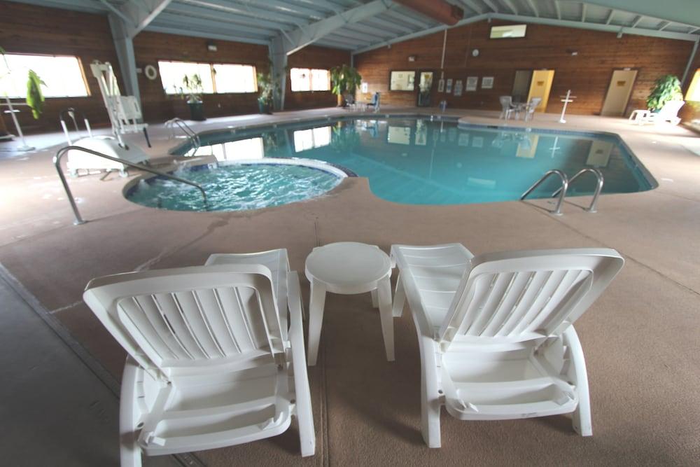 Roundhouse Resort photo 22