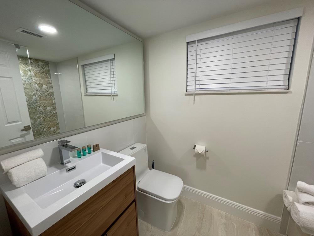 Melbourne Beach Resort photo 57