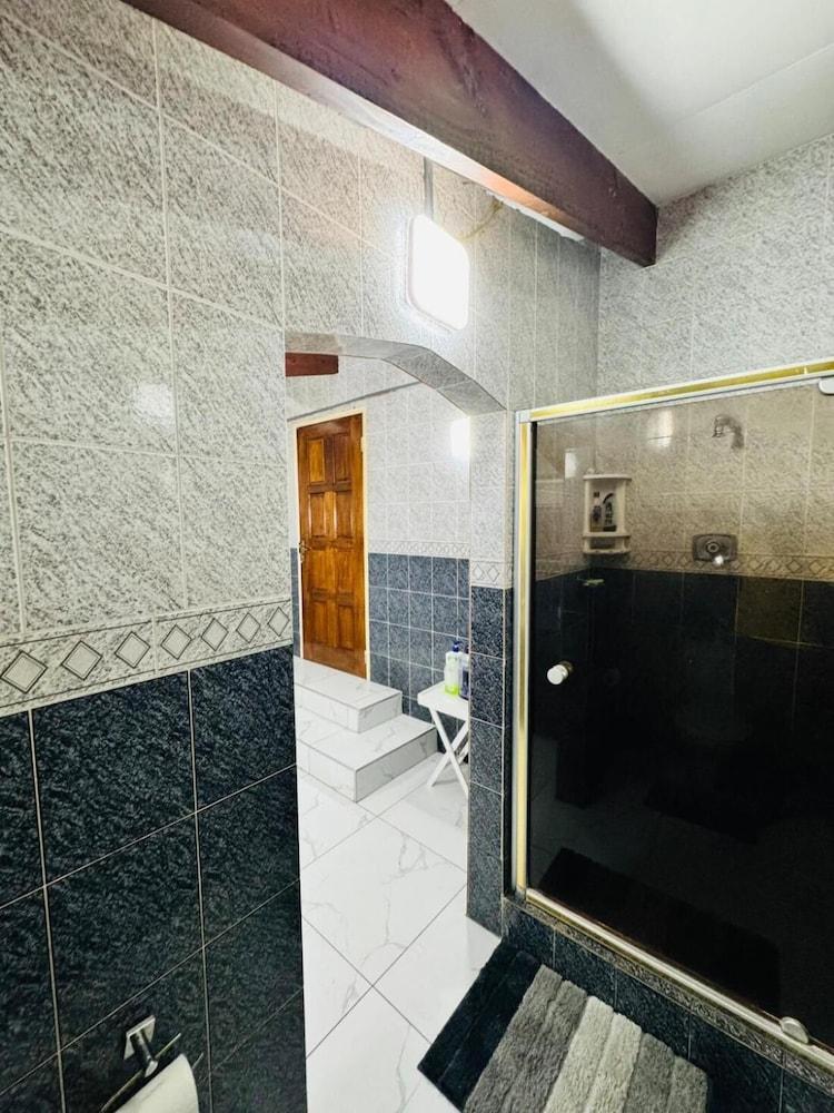 Sea Spray Inn photo 64