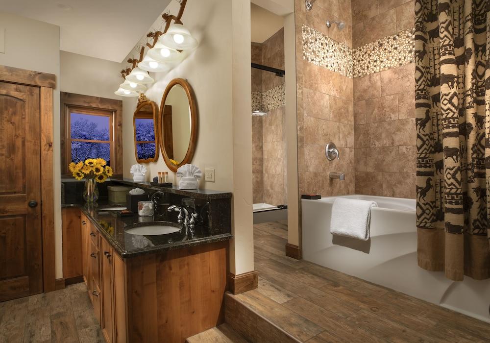 Parkway Inn of Jackson Hole photo 41