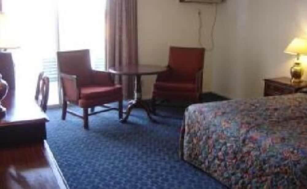 Royal Century Hotel photo 5