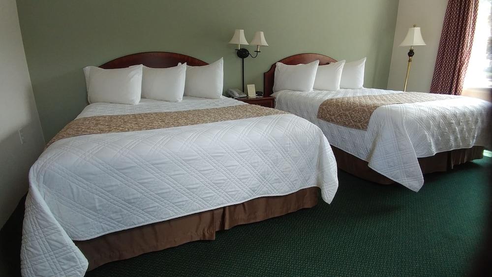 The Inn At Houghton Creek photo 5