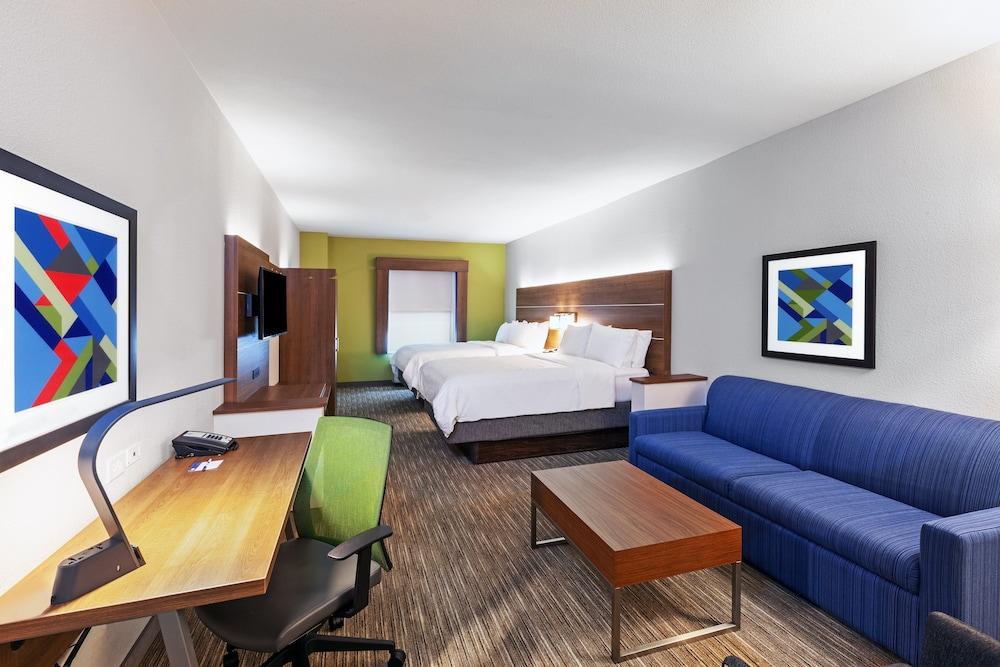 Holiday Inn Express Hotel & Suites PORT ARTHUR by IHG photo 5