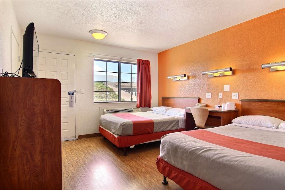 Motel 6 San Angelo, TX photo 11